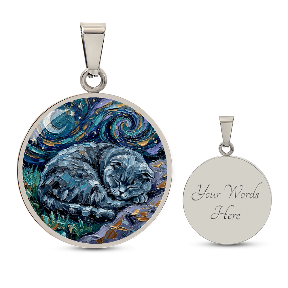 Sleepy Scottish Fold Round Necklace