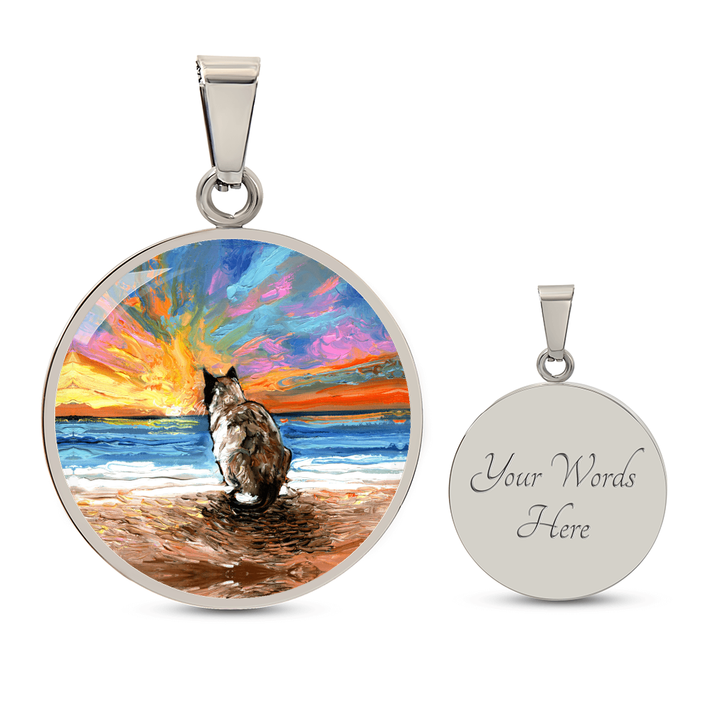 Beach Days - Snowshoe Round Necklace