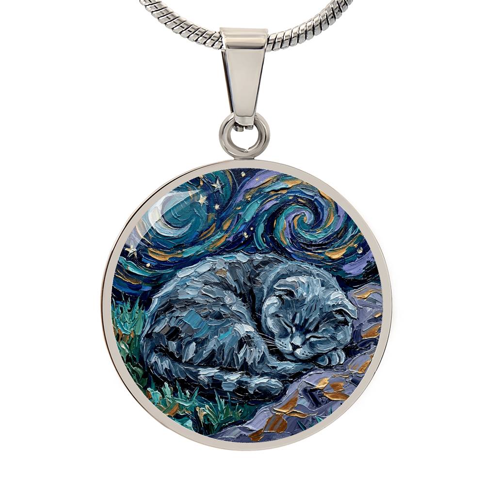Sleepy Scottish Fold Round Necklace