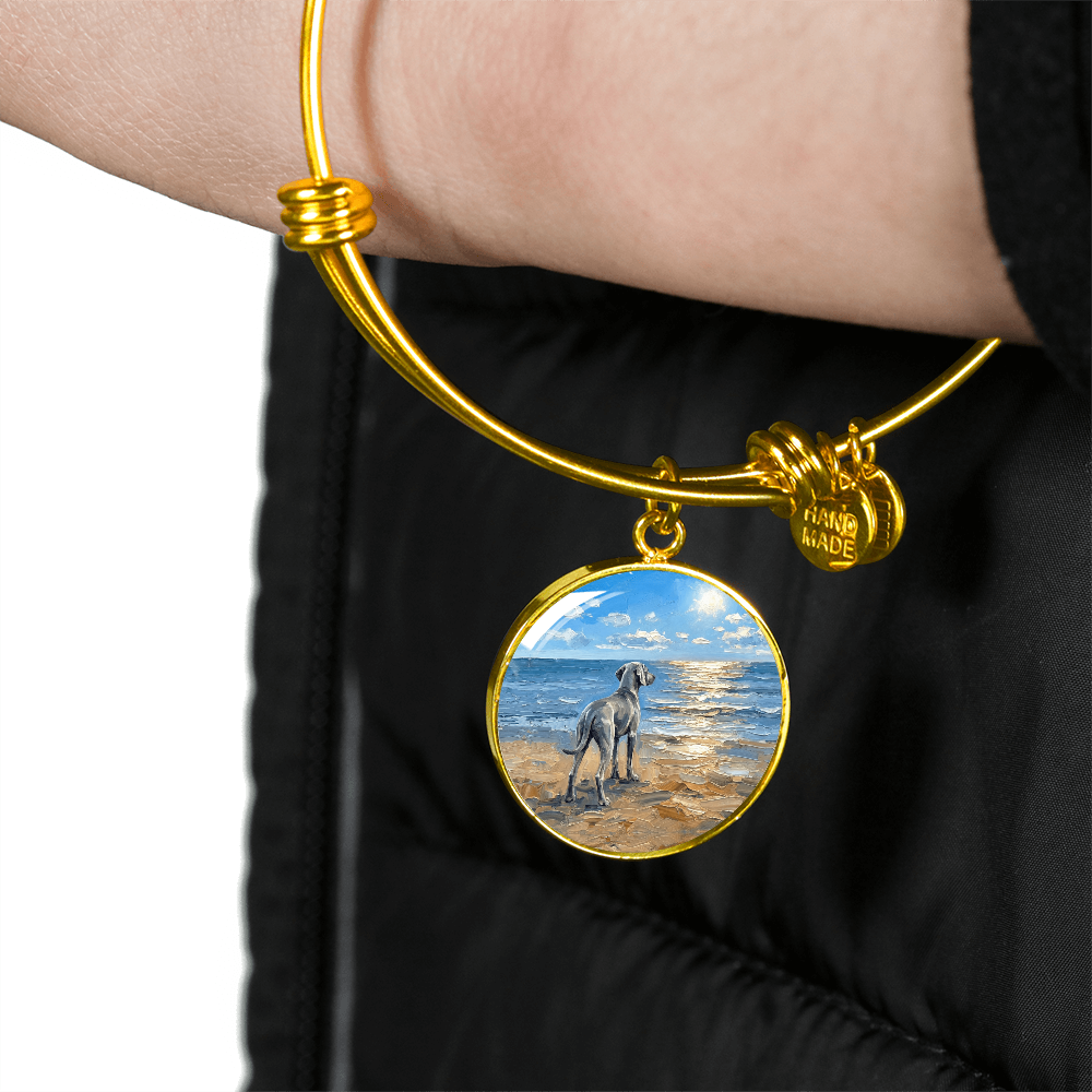 Beach Day - Weimaraner Round Charm Bracelet