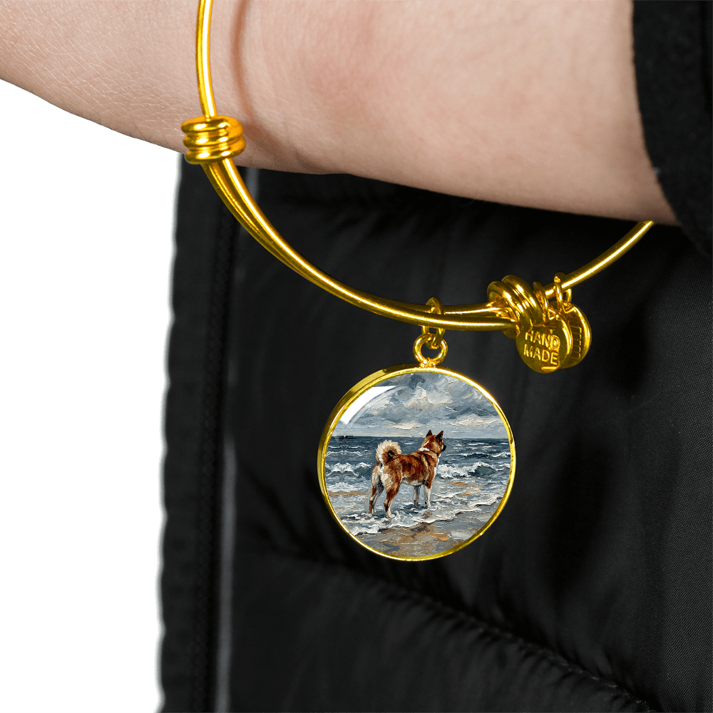 Beach Day - Akita Round Charm Bracelet