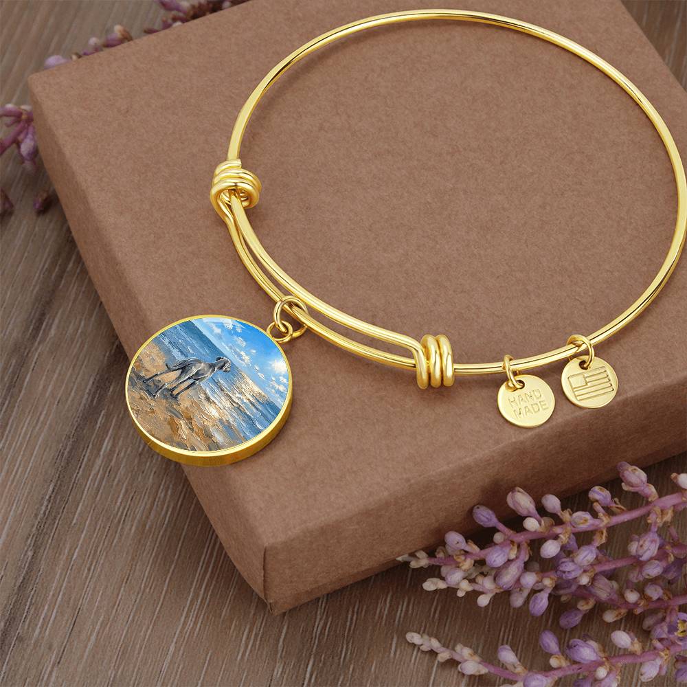 Beach Day - Weimaraner Round Charm Bracelet