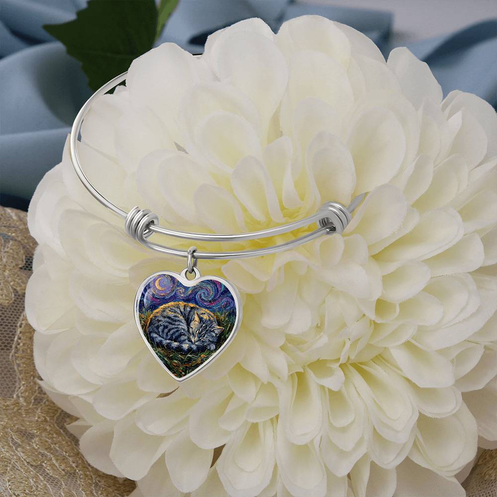 Sleepy American Shorthair Tabby Heart Bracelet